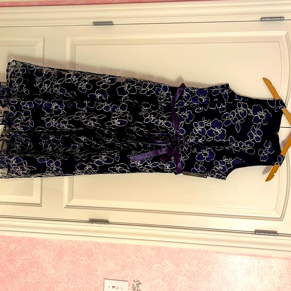 Tahari ALS Navy with Gold floral